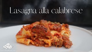 Lasagne al forno con le polpettine SENZA BESCIAMELLA  Ricette calabresi [upl. by Yesteb]