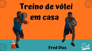 TREINO DE VÔLEI  EM CASA [upl. by Ettennig47]