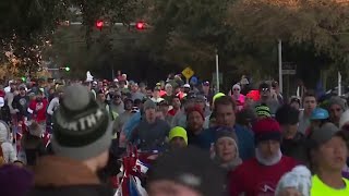 Thousands of runners and spectators turn out for Chevron Houston Marathon despite cold weather [upl. by Rheingold]