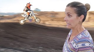 SEVENYEAROLD KID GETS AIR FOR THE FIRST TIME IN MOTOCROSS COMPETITION  DIRT BIKE RACING [upl. by Erasaec]