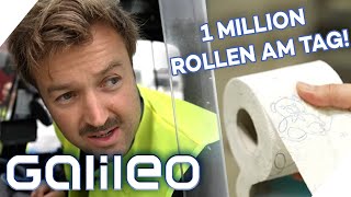 1000 Rollen Klopapier pro Minute So stressig ist der Job in einer KlopapierFabrik  Galileo [upl. by Iaras597]