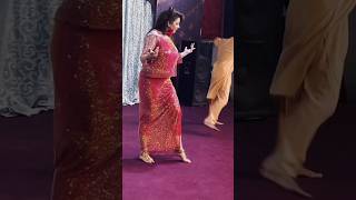 Afreen pari showbize dance [upl. by Jessamyn559]