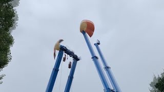 Gäubodenvolksfest  Momentaufnahmen vom RiesenradAufbau [upl. by Zetroc]