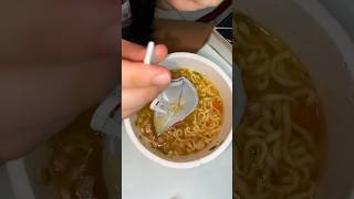 TOTURIAL MINUM KUAH POP MIE [upl. by Sexela252]