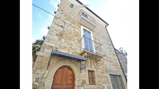 Habitable stone property with original period floors for sale in Italy [upl. by Bulley]