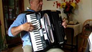 Giulietti b18 electronic piano accordion [upl. by Randell]