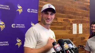 Vikings QB Kirk Cousins wears Christian Darrisaws chain on flight home from London [upl. by Eatnad]