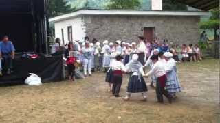 Danzas vascas  Barrio de Urigoiti Auzoa  Orozko  Bizkaia  009MOV [upl. by Animas188]