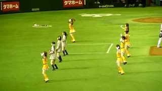 200979 巨人vs横浜 AKB48とチームヴィーナスのコラボ [upl. by Donnelly]