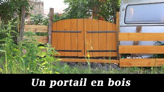 Fabrication dun portail en bois [upl. by Aivart85]