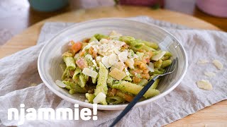 Pasta met broccolipesto en zalm Recept  njammie [upl. by Mylan417]