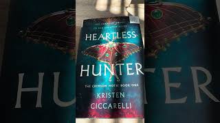 Currently Reading Never Lie AND Heartless Hunter booktube reading readingvlog readwithme books [upl. by Jennilee]