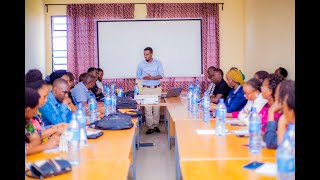 Formation pour les médecinsinfirmiers et hygiénistes en Prevention et le contrôle des infections [upl. by Assirok]