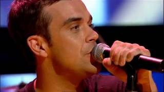 Robbie Williams  Feel Live Jools 2004 [upl. by Einot]