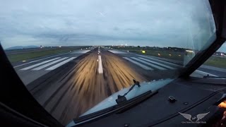 Full Power Short Takeoff  Empty Boeing 737800 [upl. by Annoyek]