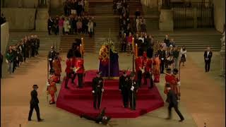 Guardsman Faints Whilst Guarding Queen Elizabeths Coffin in Westminster Hall [upl. by Errick964]