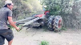 បើកគោយន្តដឹកទឹក  tractor farmer Khmer [upl. by Monetta]