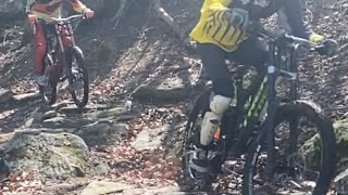 Fox 40 Kashima VS Rockshox Boxxer Debon Air Downhill Fork Field Test [upl. by Eadwina]