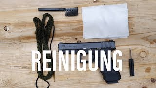 GLOCK 17  Reinigung und Schmierung [upl. by Affra]