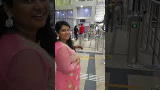 🤯Airport la asingama pochi kumaru🥹 pregnant trending shortsfeed valakappufunction [upl. by Lorita]