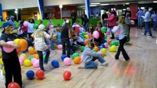 Kids New Years Balloon Drop [upl. by Ong]