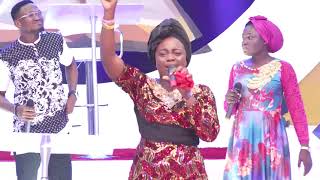 POWERFUL WORSHIP AND PRAISE FROM YINKA ALASEYORI [upl. by Erlene]