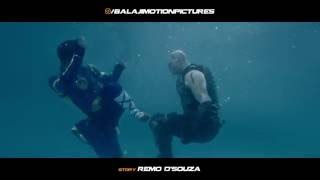 A Flying Jatt Vs Raka  Underwater Fight [upl. by Sida430]