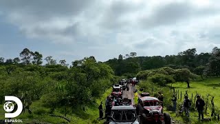 Una intensa ruta de todoterreno en un RZR  Mexicánicos  Discovery en español [upl. by Erlin]