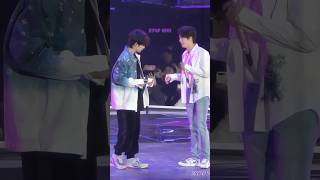 When Jin Forgot To Zip Up His Pants 😂 Taehyung Wanted To Help Him 🤭 shorts jin v bts [upl. by Gaile]