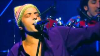 Rachid Taha  Ya Menfi Live 2001 [upl. by Llenart]