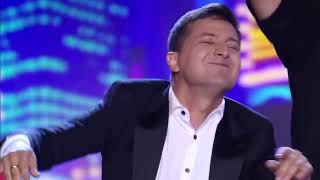 Volodimir Zelensky toca Hava Naguila en el piano [upl. by Cobbie]