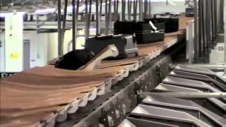 Crisplant TiltTray System for Baggage Handling at Helsinki Airport [upl. by Danuloff]