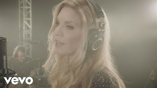 Alison Krauss  Losing You LIVE VERSION [upl. by Fan611]