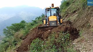 AmazinglyJCB Backhoe LoaderLeveling and CuttingHilly Narrow Road [upl. by Eltsirhc]