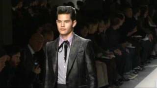 Défilé Homme Bottega Veneta AutomneHiver 201011 [upl. by Kennett]