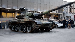 AMX30 tank driving and spinning around  Rétromobile 2015 [upl. by Gusta]