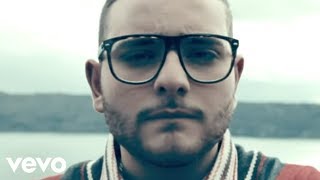 Rocco Hunt  Se mi chiami Videoclip ft Neffa [upl. by Annis184]