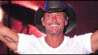 🎸TIM MCGRAW  HUMBLE AND KIND🎶 LIVE  STADIUM OF FIRE🔥 [upl. by Suhcnip]