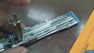 Cara Buka Dan Pasang Isi Stapler [upl. by Arvind]