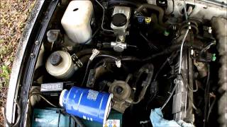 Ford Ranger Mazda B2500 25TD Servicing Guide Part 2  Air and Fuel Filter Replacemen [upl. by Mcferren]