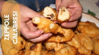 ZEPPOLE CALABRESI  quotZIPPULIquot  RICETTA TIPICA NATALIZIA  RICETTA FACILE E VELOCE [upl. by Gennifer529]