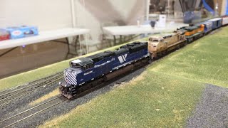 Ho scale bnsf intermodal train and runaway train [upl. by Lessig]