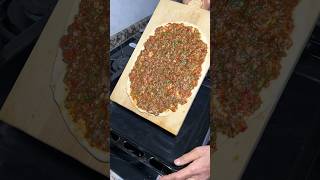 Evde lahmacun tarifi lahmacun [upl. by Akaenahs]