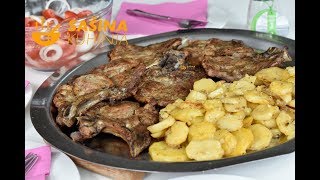 Vratina iz pećnice s krumpirima Pork Chuk Oven Recipe  Sašina kuhinja [upl. by Lekar]