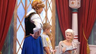 Elsa amp Anna Epcot Walt Disney World Resort [upl. by Marlowe]