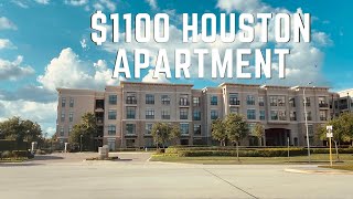 AMAZING 1100 HOUSTON TEXAS APARTMENT TOUR [upl. by Akciret]