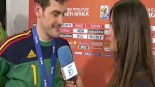 Iker Casillas kisses interviewer girlfriend live on TV [upl. by Amias701]