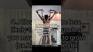 Benefits of ASSISTED Pullups ‼️ fitnesscommunity motivation [upl. by Nanete]