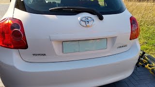 Toyota Auris Kennzeichenbeleuchtung ausbauen wechseln replace licence plate lights W5W cml 02107 [upl. by Talbot]