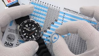 How to really use a Dive Watch Bezel  Watch and Learn 69 [upl. by Ayrb]